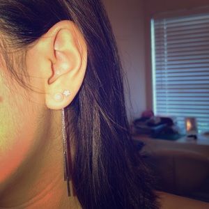 Pearl dangly earrings!